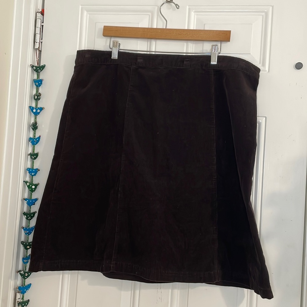 Brown corduroy skirt